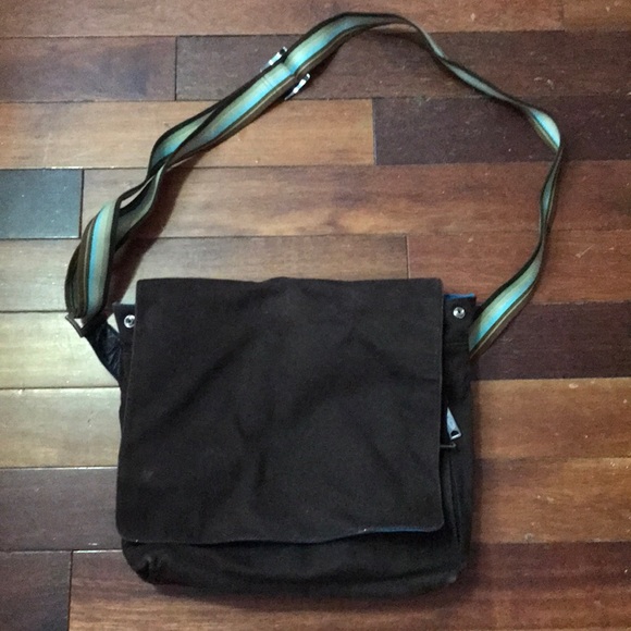 Original Penguin Messenger Crossbody Handbag - Picture 1 of 8